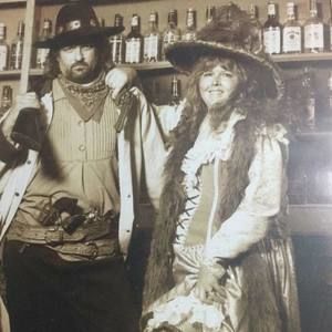 Meet your Posher, Corrie